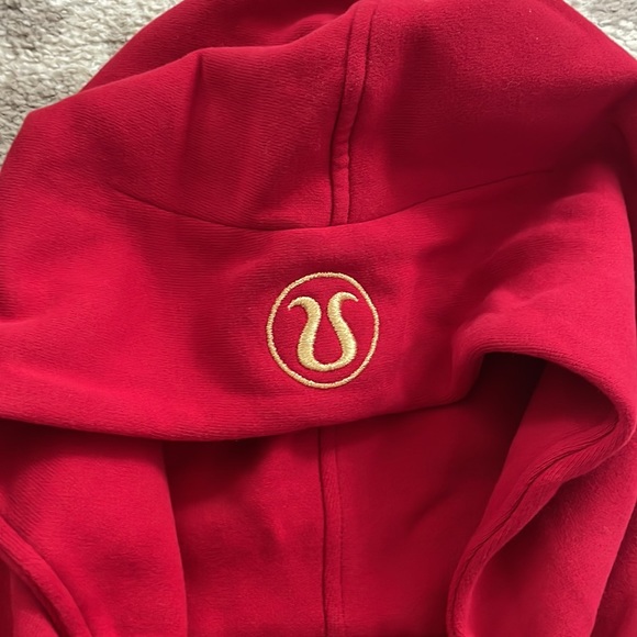 Lululemon new year dark red scuba half zip hoodie - Picture 3 of 4
